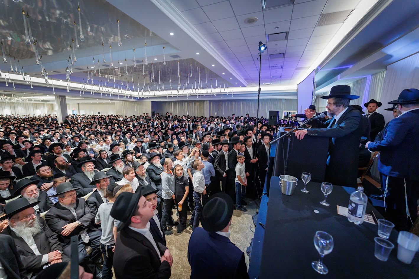 Monsey Rises Up As One To Confront the Danger Facing Lomdei Torah in Eretz Yisroel